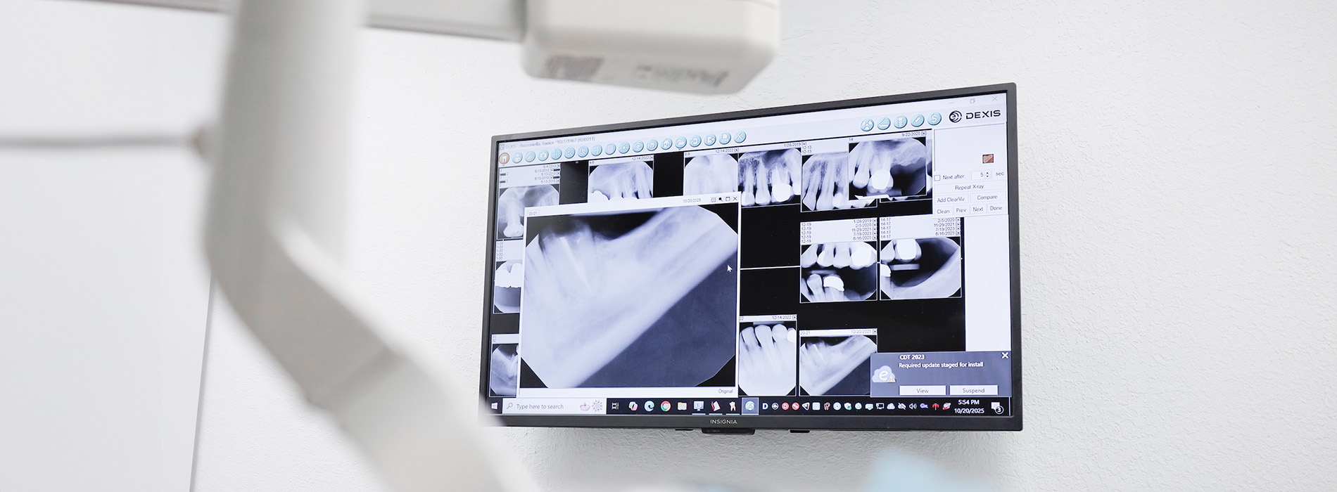 Comprehensive Family Dentistry | Emergency Treatment, Full Mouth Reconstruction and Crowns